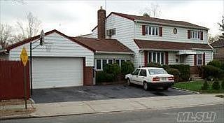 1st image of 23 Park Cir
