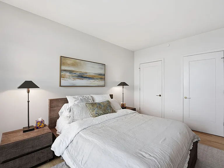 45 Sutton Sq SW #702 — Photo 16
