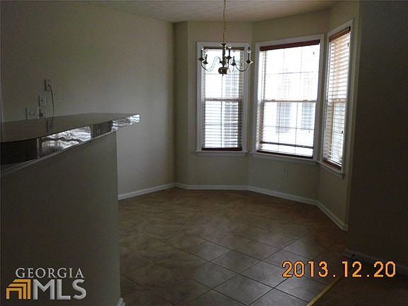 4th image of 336 Breezewood Ct