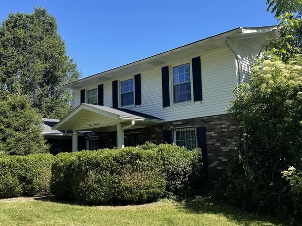 10243 Dodge Ln, Louisville, KY 40272