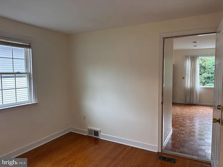 8 Arthur Rd — Photo 15