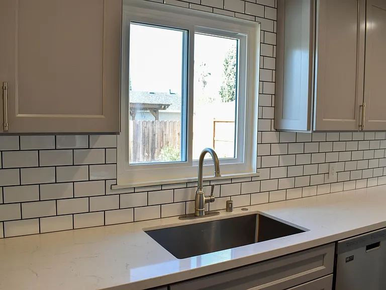 2454 Marcia Dr — Photo 5