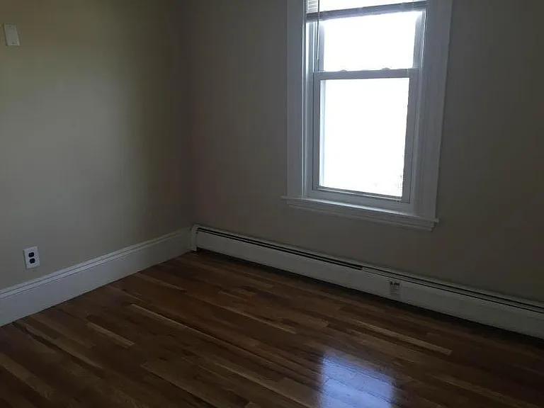 27 Falcon St #3 — Photo 20