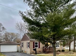 142 Hawthorne Ln, New Lenox, IL 60451