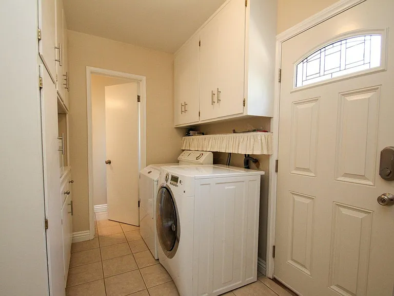 6706 Capistrano Ave — Photo 13