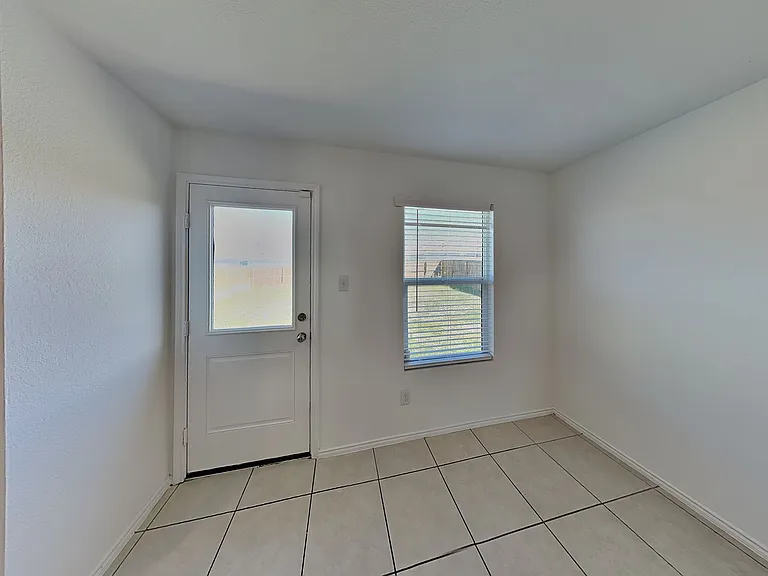 2644 Turtle Dove Dr — Photo 5