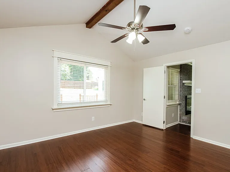 12907 Silbury Ln — Photo 10