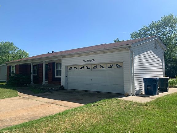 2nd image of 432 White Birch Way
