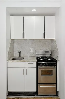 Rented by Aether Property Group | media 8