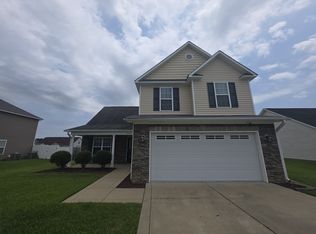 221 Audubon Dr, Raeford, NC 28376