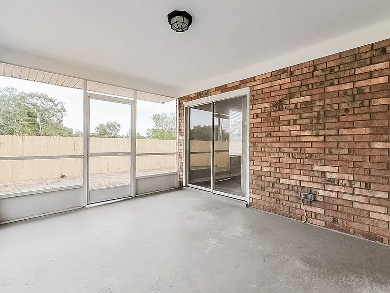 807 Greenbelt Cir — Photo 15