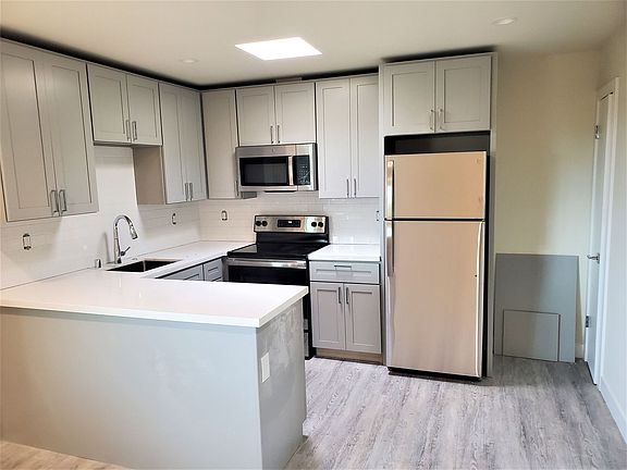 2nd image of 34 Visitacion Ave #16