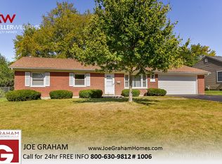 11 Old Post Rd, Montgomery, IL 60538