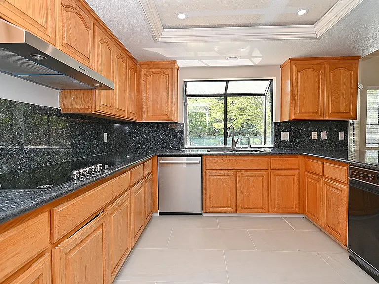 44144 Ibero Way — Photo 43