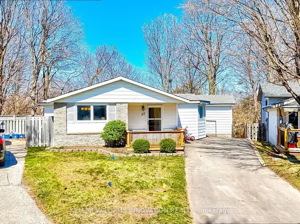 22 Blackhorne Cres, Kitchener, ON N2E 1T1