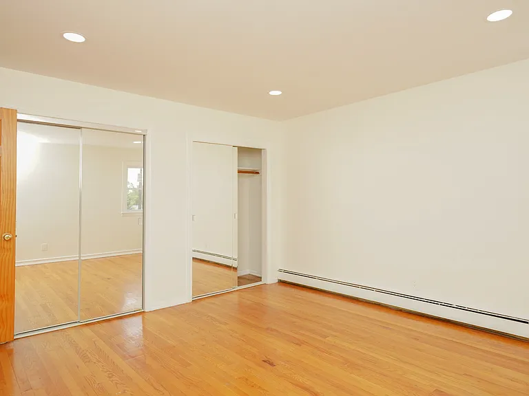 41 River Edge Rd #2L — Photo 10