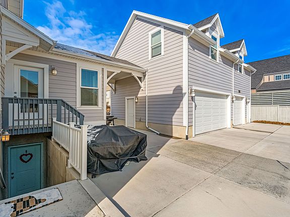 5th image of 4966 S Kitsap Way W