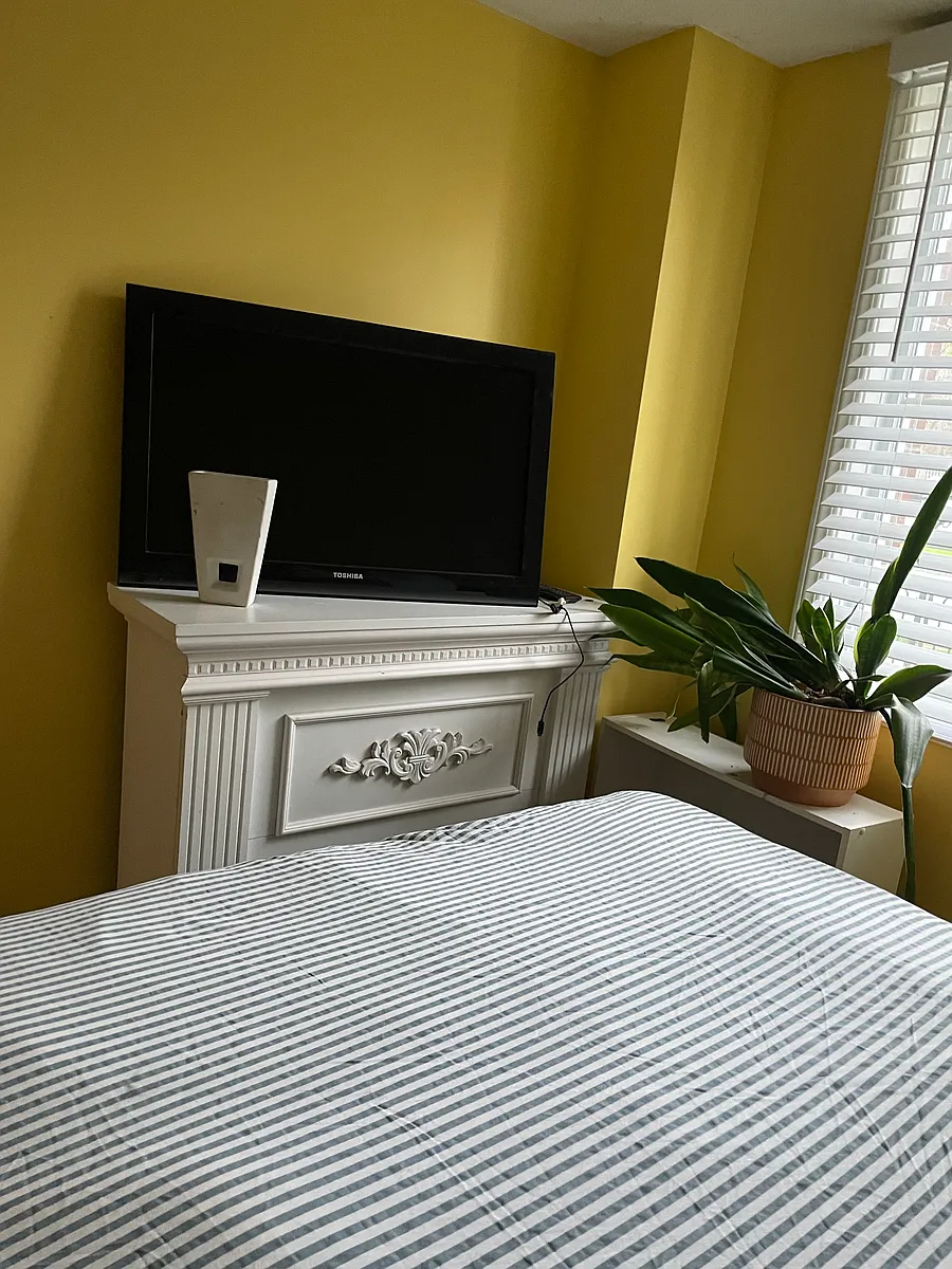 Bedroom A: $830 Private room with Double sized bed - Walnut Ln