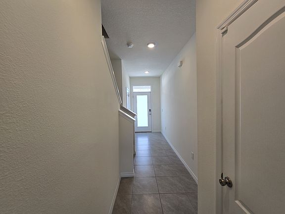 5th image of 1301 Isleta Loop #1301