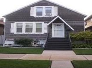5834 S Tripp Ave, Chicago, IL 60629