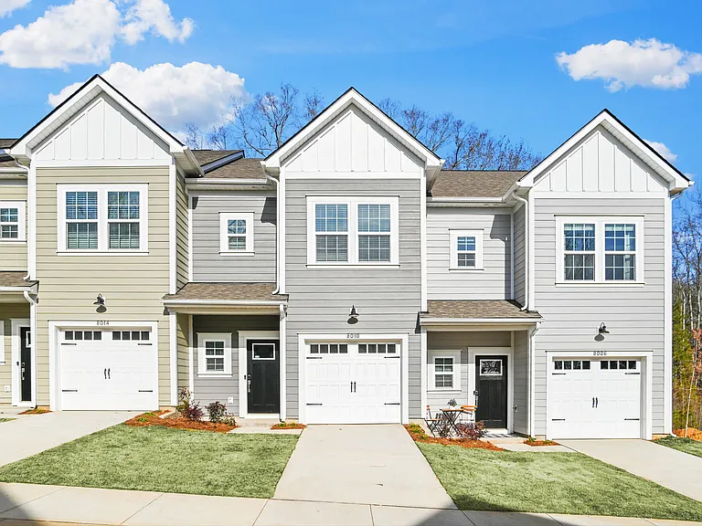 3 Bedroom Townhomes