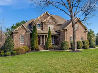 8122 Zinfandel Dr, Kernersville, NC 27284