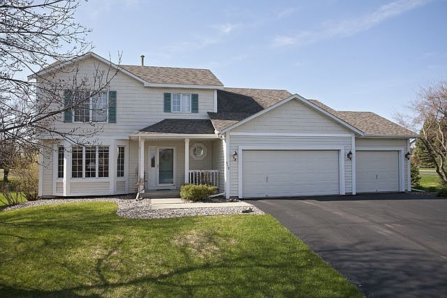 1st image of 9119 Douglas Dr