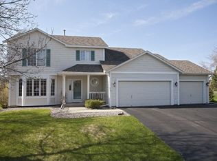 9119 Douglas Dr, Eden Prairie, MN 55347