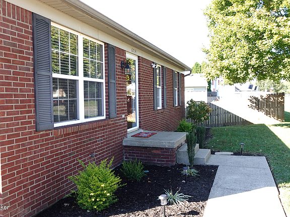 3rd image of 6714 Fenske Ln
