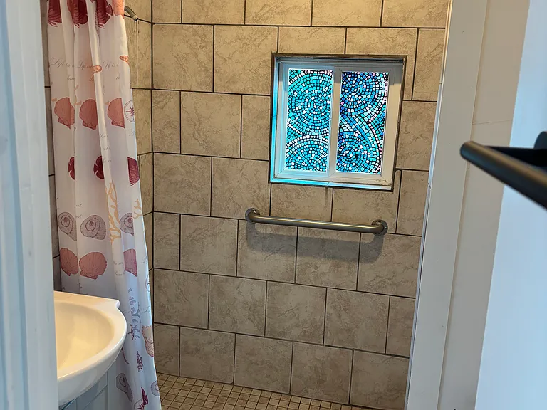 1313 Holly St — Photo 10