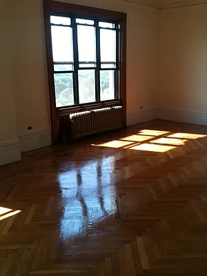 Rented by Anthony Mariano, lreb | media 33