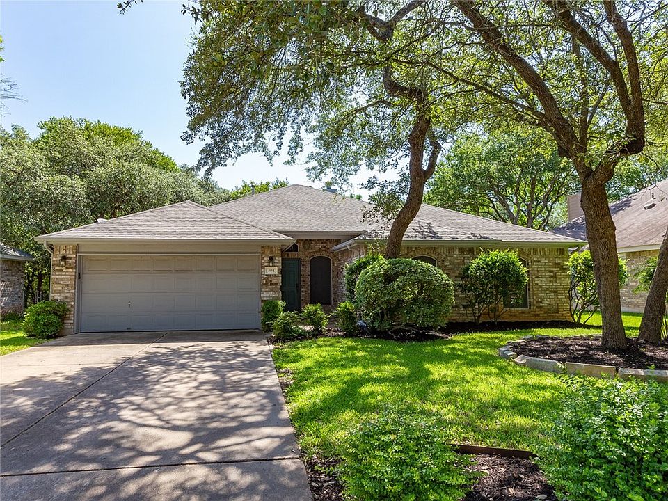 1st image of 304 N Mount Rushmore Dr