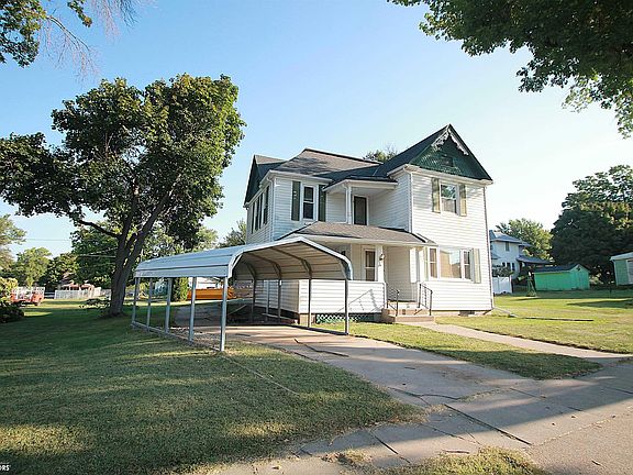 2nd image of 907 Omaha Ave