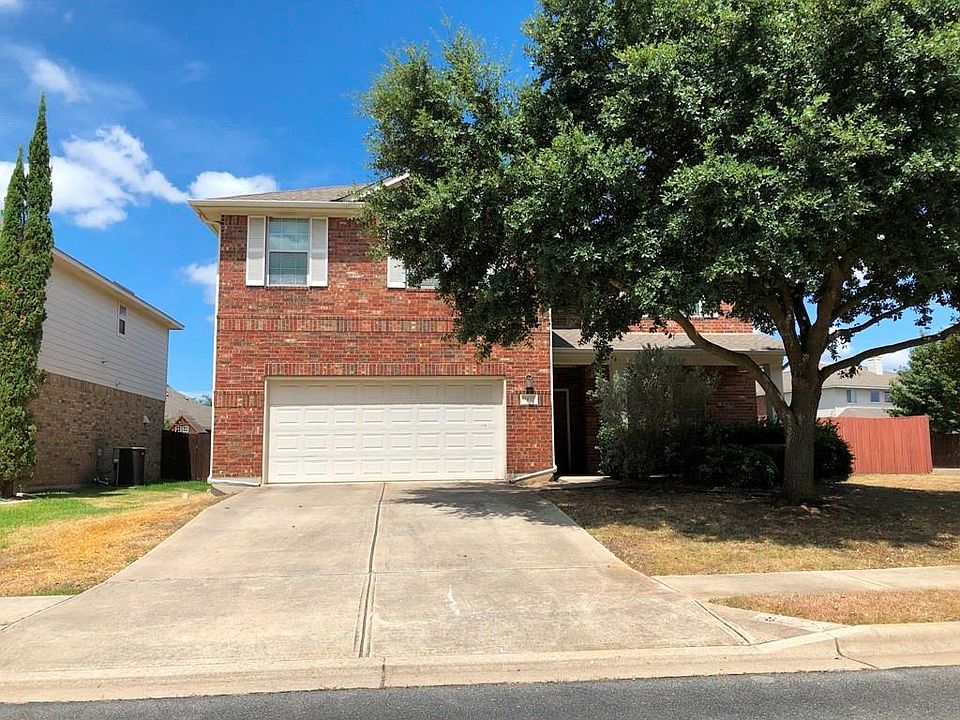 1st image of 9432 Castle Pines Dr