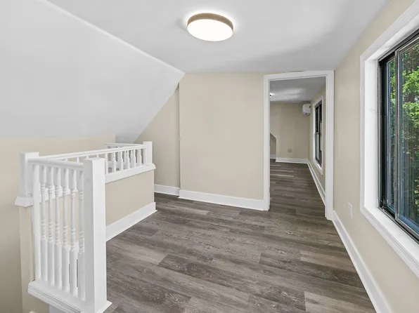 53 South Avenue image 12 of 22