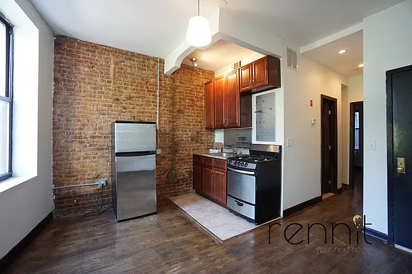 Rented by Rennit Inc. | media 3