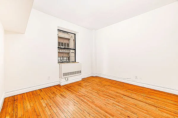 Rented by REAL New York | media 2