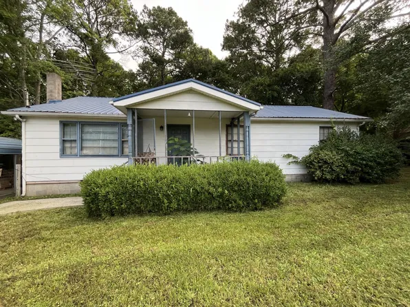 3367 Chatsworth Rd SE, Dalton, GA 30721
