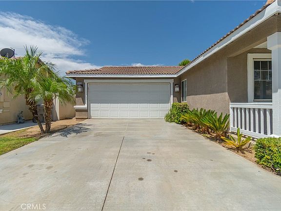 4th image of 15419 Alosta Ln