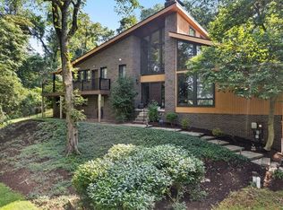 1576 Powers Run Rd, Pittsburgh, PA 15238