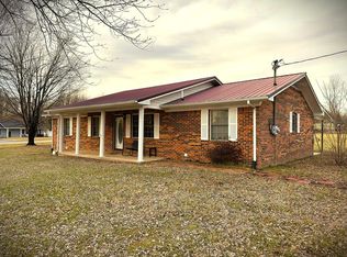 212 Austin Cir, Livingston, TN 38570