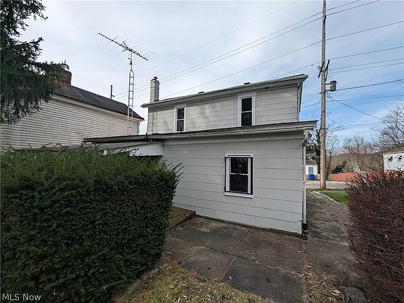 4th image of 832 Cadmus St