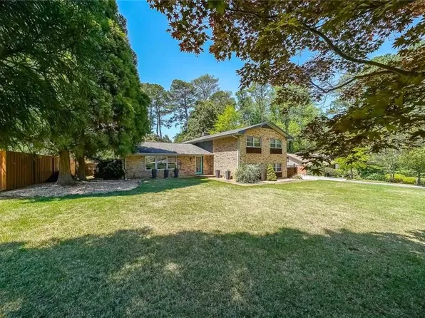 3530 Embry Cir, Atlanta, GA 30341