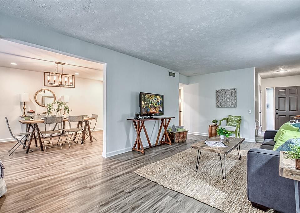 1st image of 1806 Socorro Ln #1806