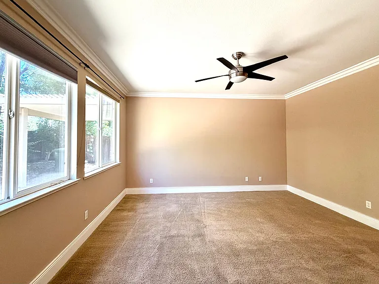 1150 Scheidegger Cir — Photo 13