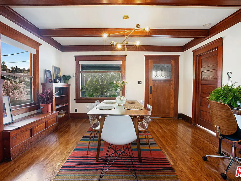 1421 N Alvarado St — Photo 2