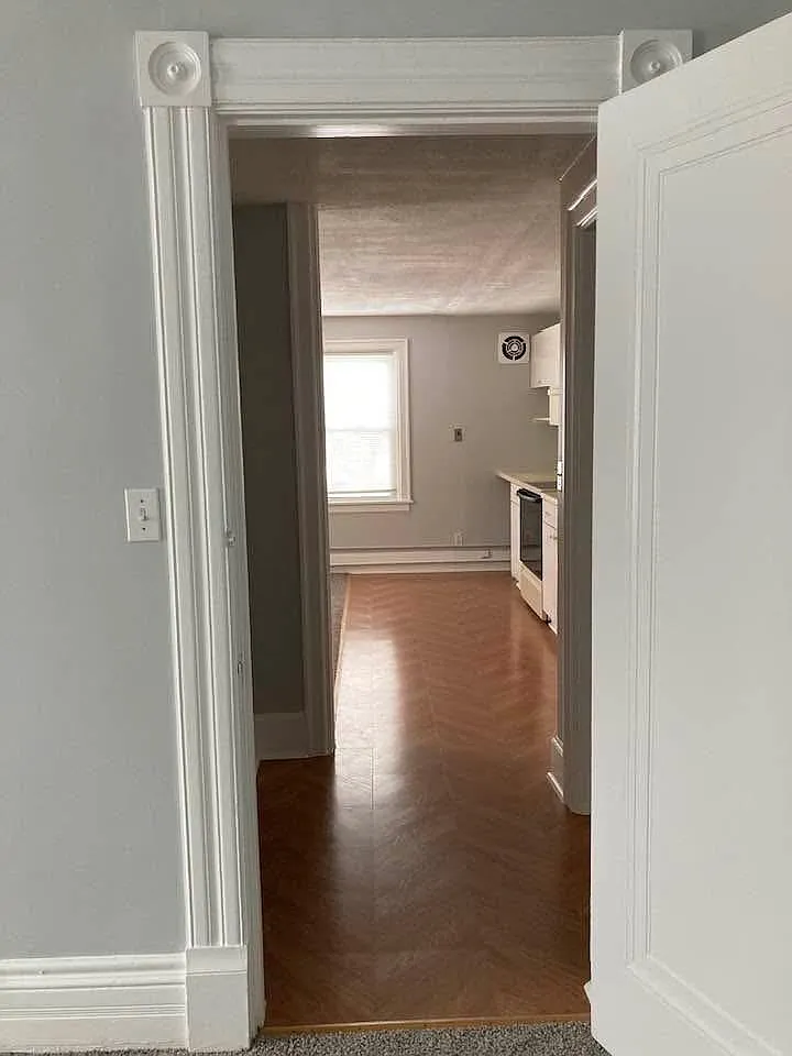 Unit Photo - 2455 Military St #4