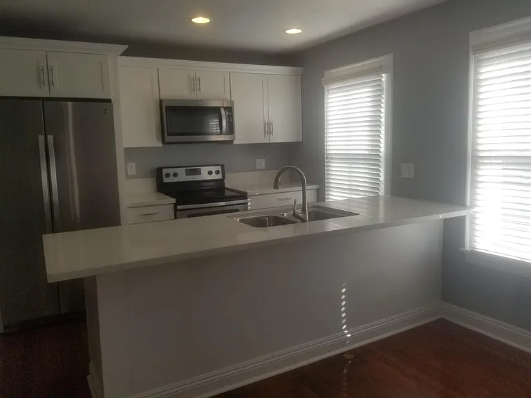 546 Broad St #2 — Photo 24
