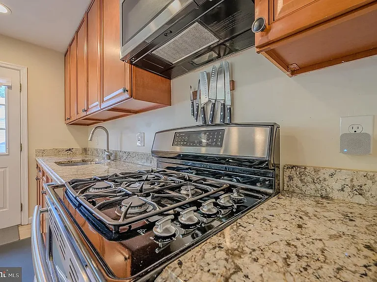 2893 Chalet Ct #2 — Photo 8