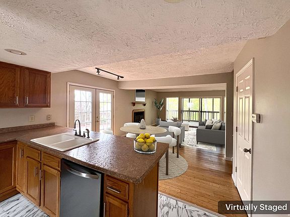 4th image of 1831 E Waters Edge Dr #90